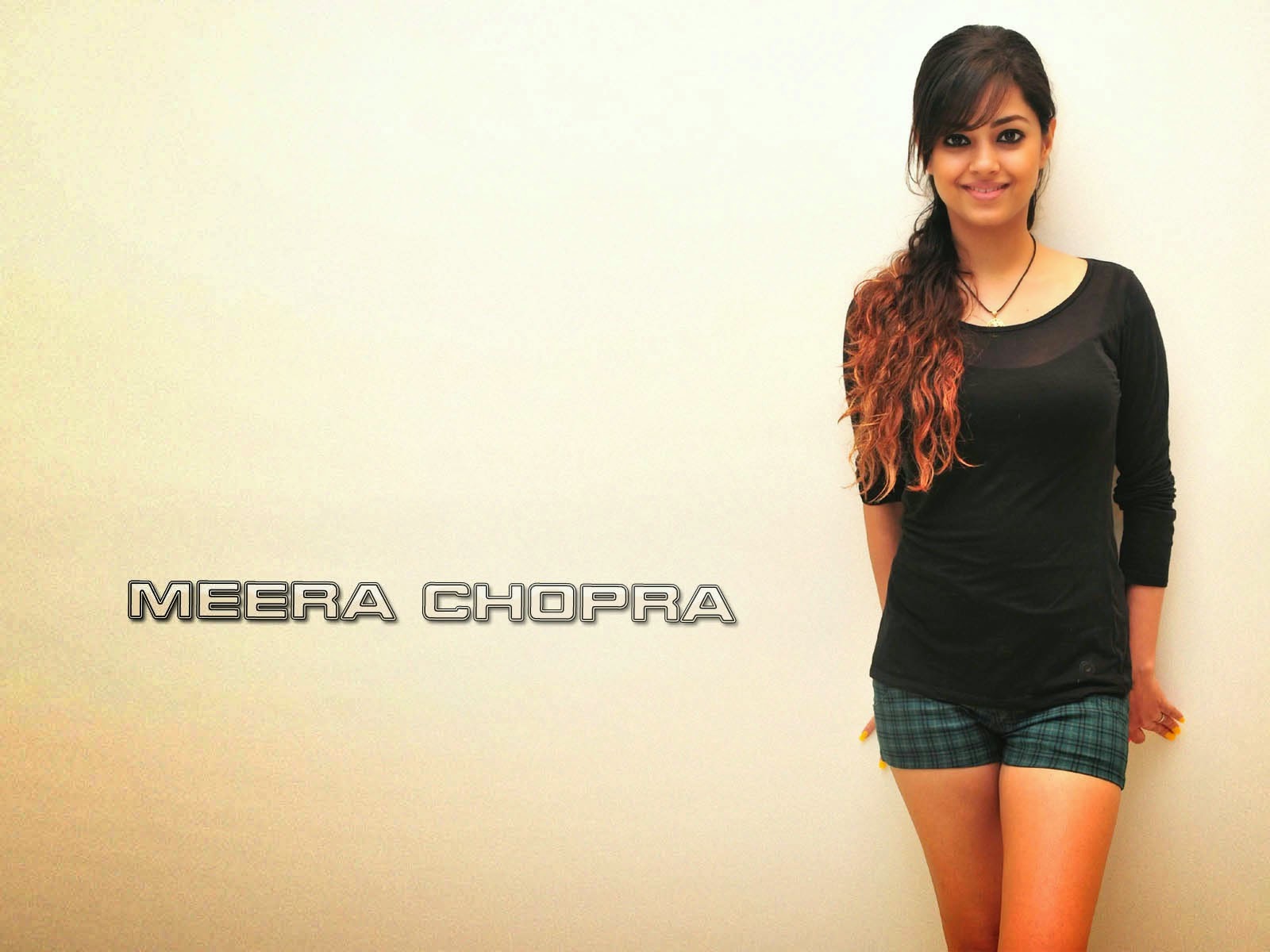 Meera Chopra HD sexy Wallpapers